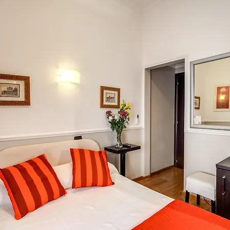 Everest Hotel Rom