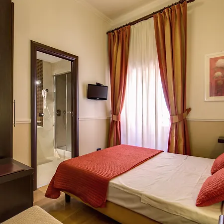 Hotel Everest